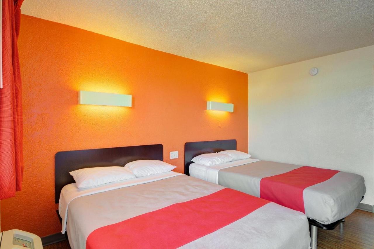Economy Hotel Plus Oklahoma City Eksteriør billede